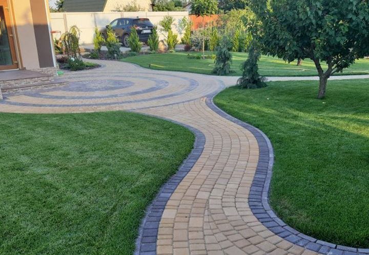 Garden paths paving blokcs